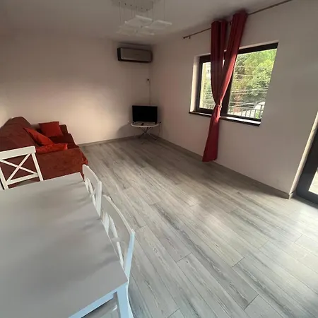 Omega Style Aparthotel 3*