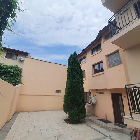 Omega Style Apartmanhotel 3*