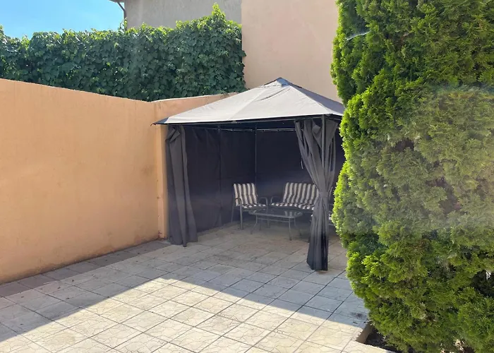 Omega Style Apartmanhotel Konstanca